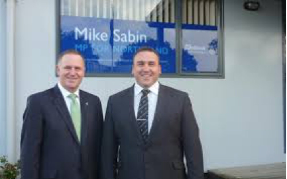 Compare Mike Sabin to Labour Staffer and the double standard hypocrisy of right wing media pundits