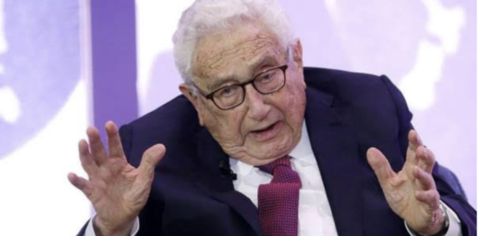 Kissinger Berpendapat Untuk Perdamaian |  Blog Harian