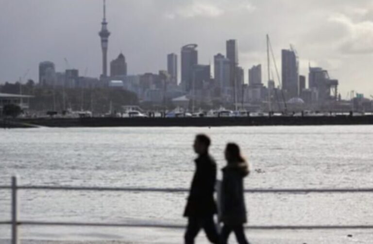 Is It Hard to Date in New Zealand?