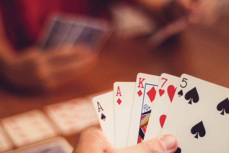 Why Solitaire Remains One of the Most Popular Casual Games