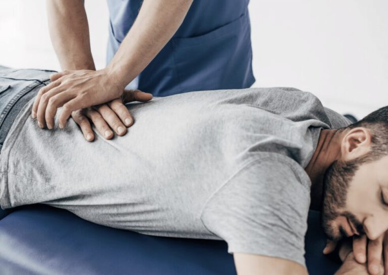 Choosing the Right Chiropractor